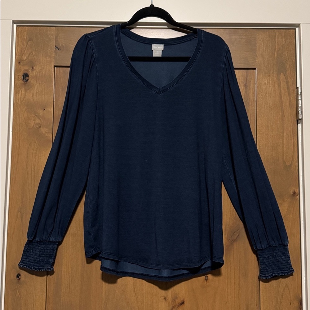 Chico's puff sleeves Smocked wrist top Womens L V neck denim blue Lyocell Beach